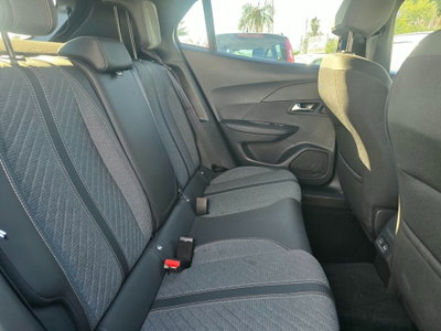 Peugeot 2008 1.2 turbo Allure 100cv (20)