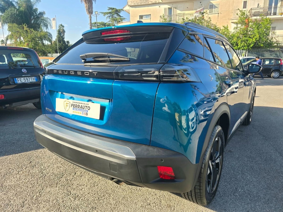 Peugeot 2008 1.2 turbo Allure 100cv (9)