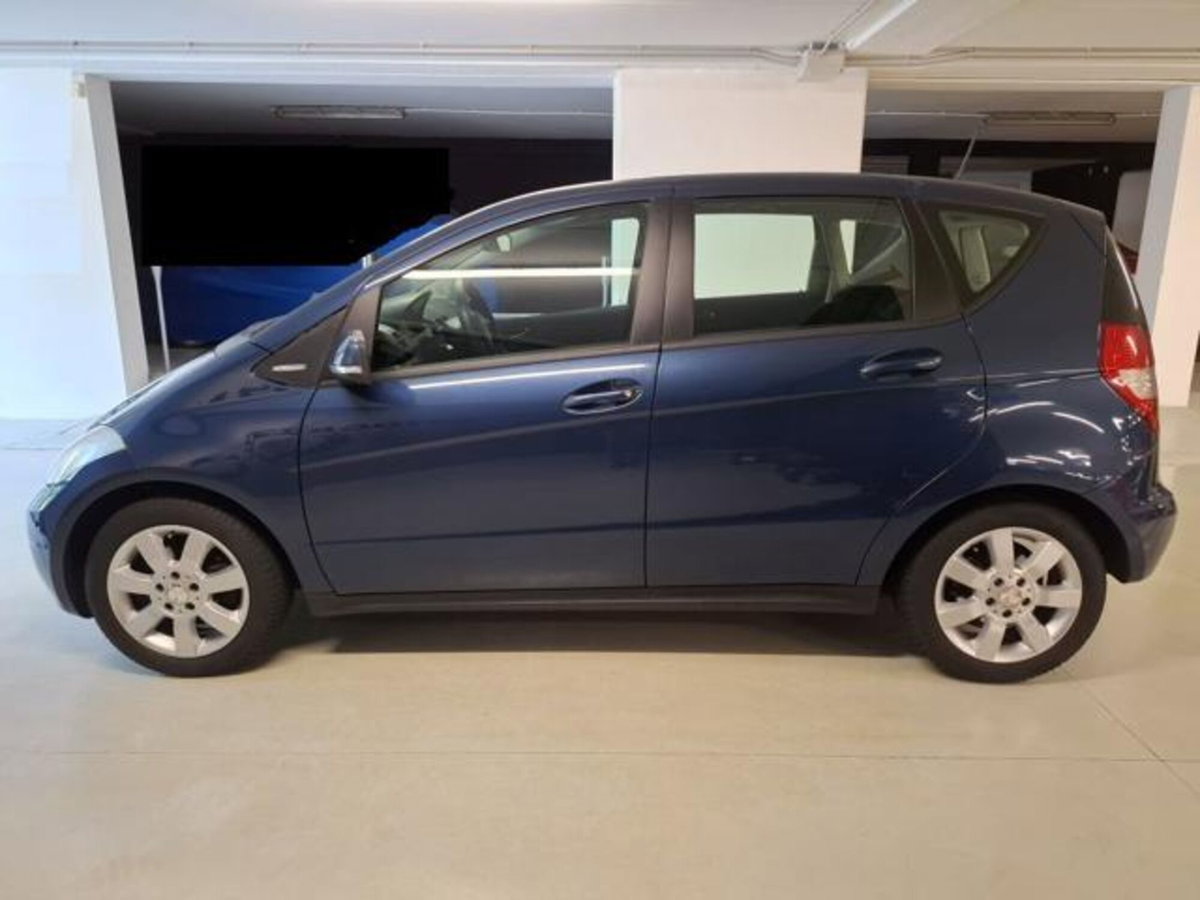 Mercedes-Benz Classe A 160 BlueEFFICIENCY Elegance (8)