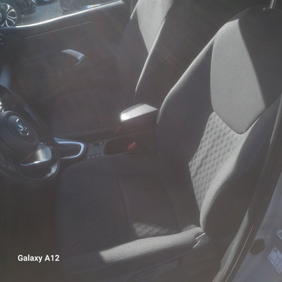 Toyota Yaris 1.5 Hybrid 5 porte Lounge (13)