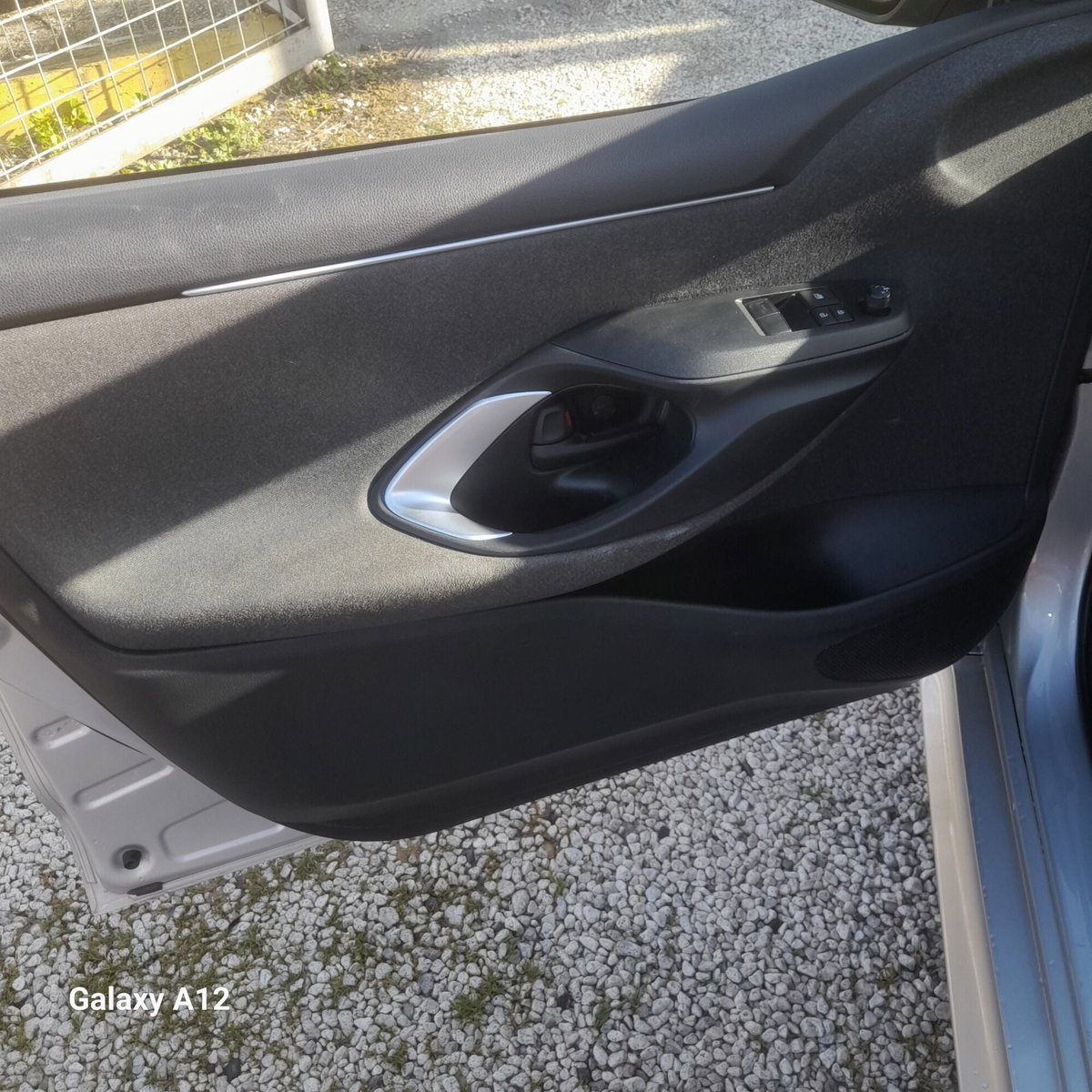 Toyota Yaris 1.5 Hybrid 5 porte Lounge (8)