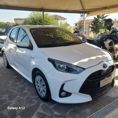 Toyota Yaris 1.5 Hybrid 5 porte Style usata
