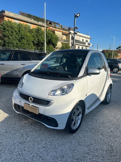 smart Fortwo 1000 52 kW MHD coupé passion (4)