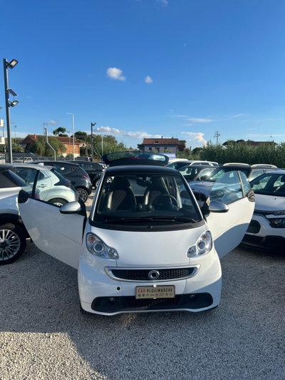 smart Fortwo 1000 52 kW MHD coupé passion (8)
