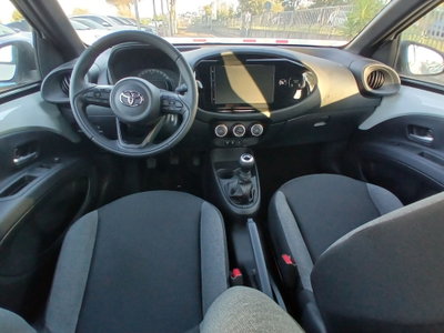 Toyota Aygo X 1.0 VVT-i 72 CV 5 porte Limited Air (17)
