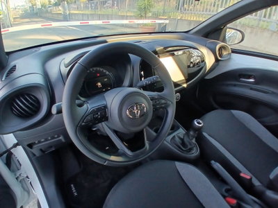 Toyota Aygo X 1.0 VVT-i 72 CV 5 porte Limited Air (19)