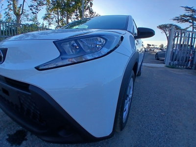 Toyota Aygo X 1.0 VVT-i 72 CV 5 porte Limited Air (9)