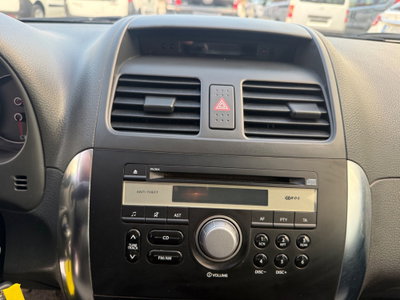 Fiat Sedici 1.9 MJT 4x4 Dynamic (13)