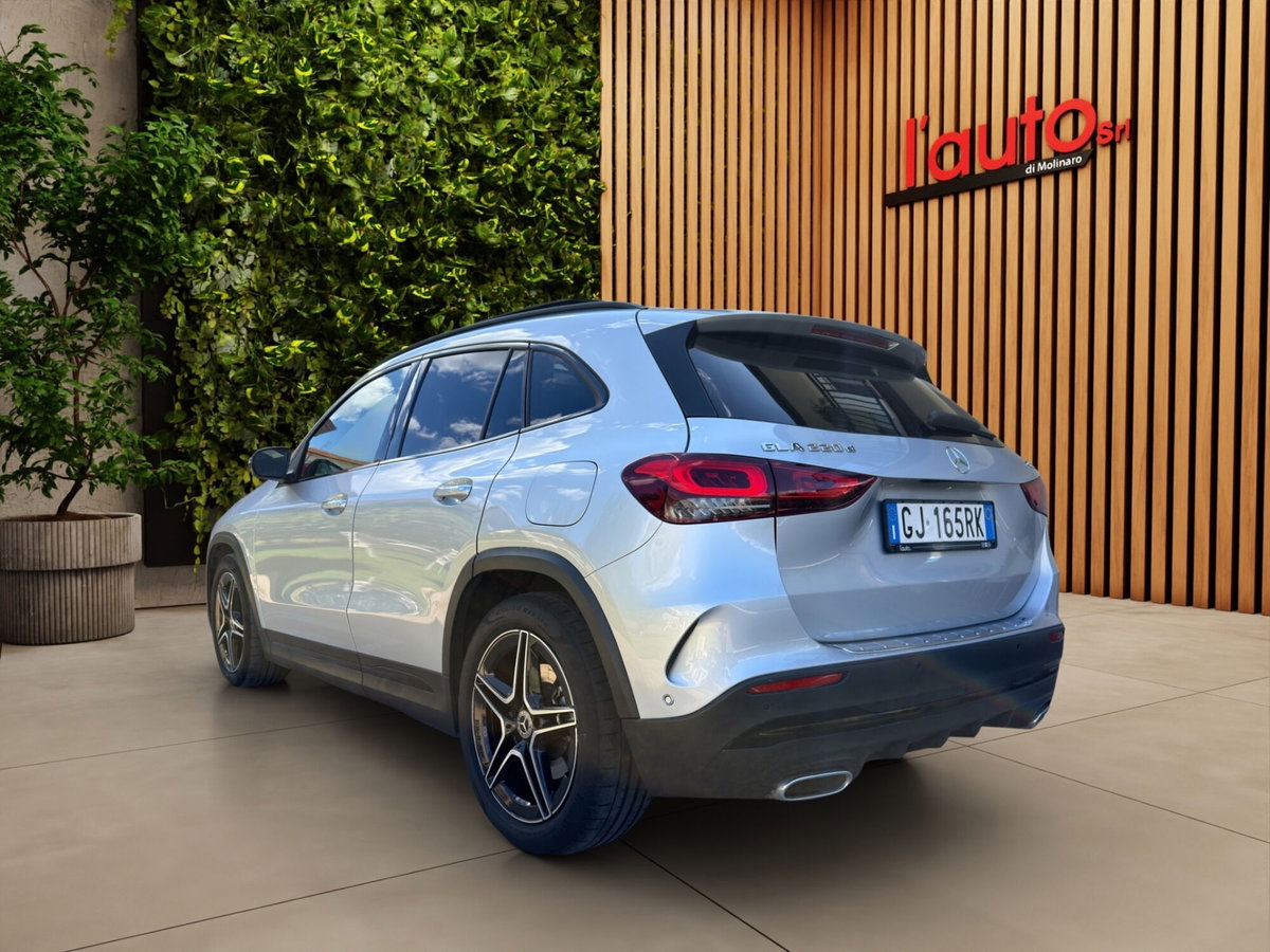 Mercedes-Benz GLA SUV 220 d Automatic 4Matic Premium (7)