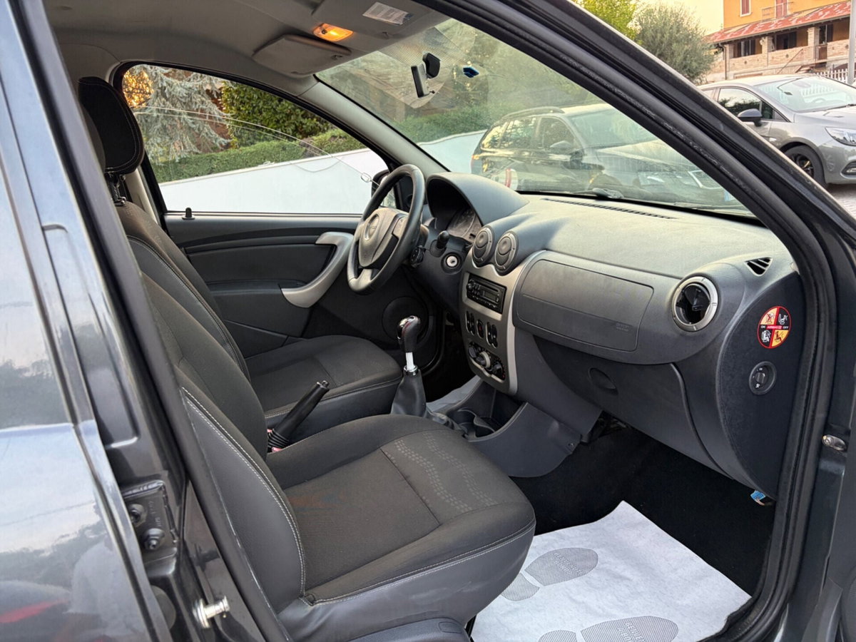 Dacia Duster 1.5 dCi 90CV 4x2 Ambiance (11)