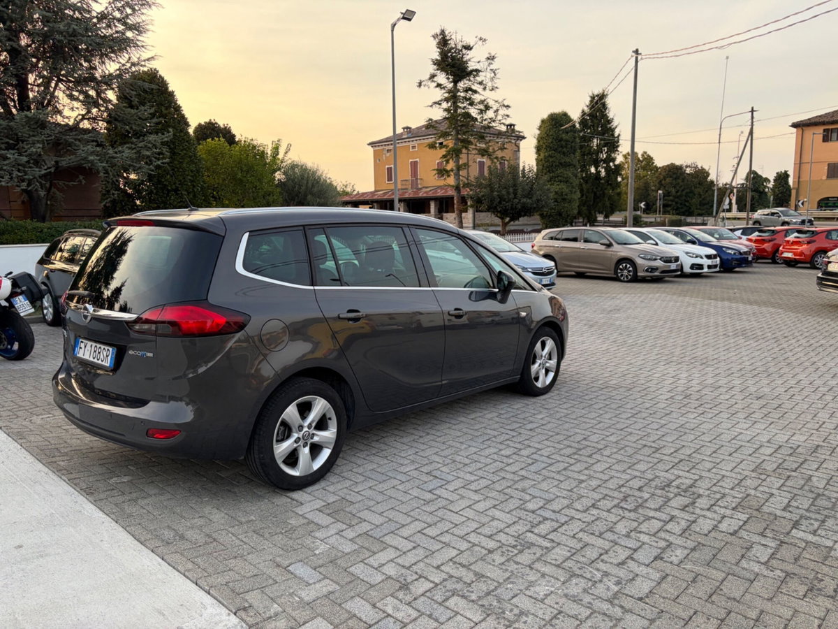Opel Zafira Tourer 1.6 Turbo EcoM 150CV Cosmo (4)