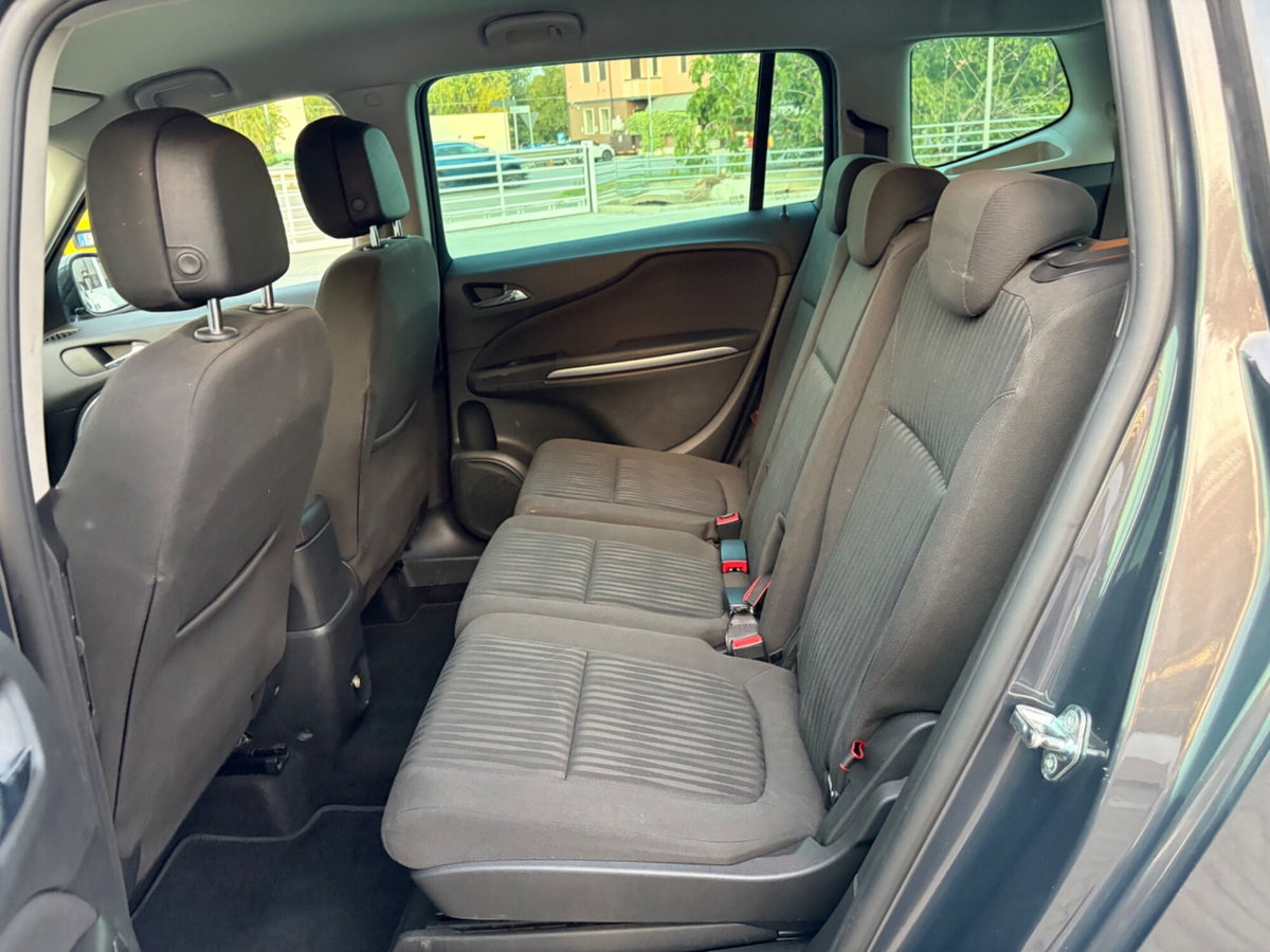 Opel Zafira Tourer 1.6 Turbo EcoM 150CV Cosmo (6)