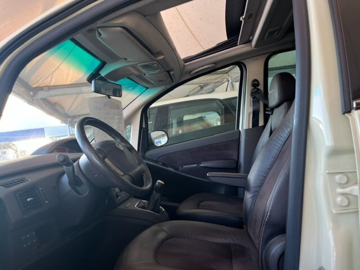 Lancia Musa 1.3 Multijet 16V 90 CV Oro (3)