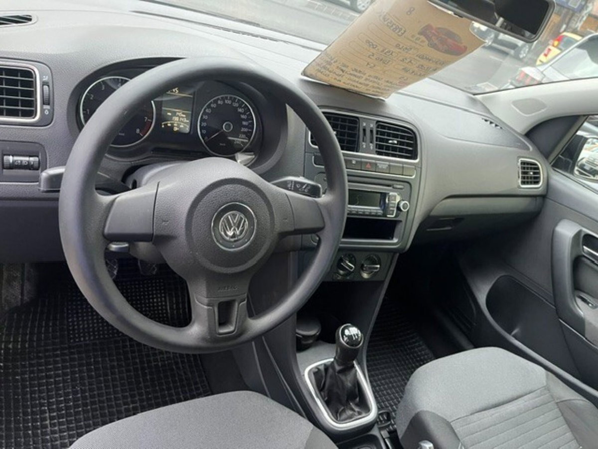 Volkswagen Polo 1.2/70CV 12V 5p. Comfortline (4)