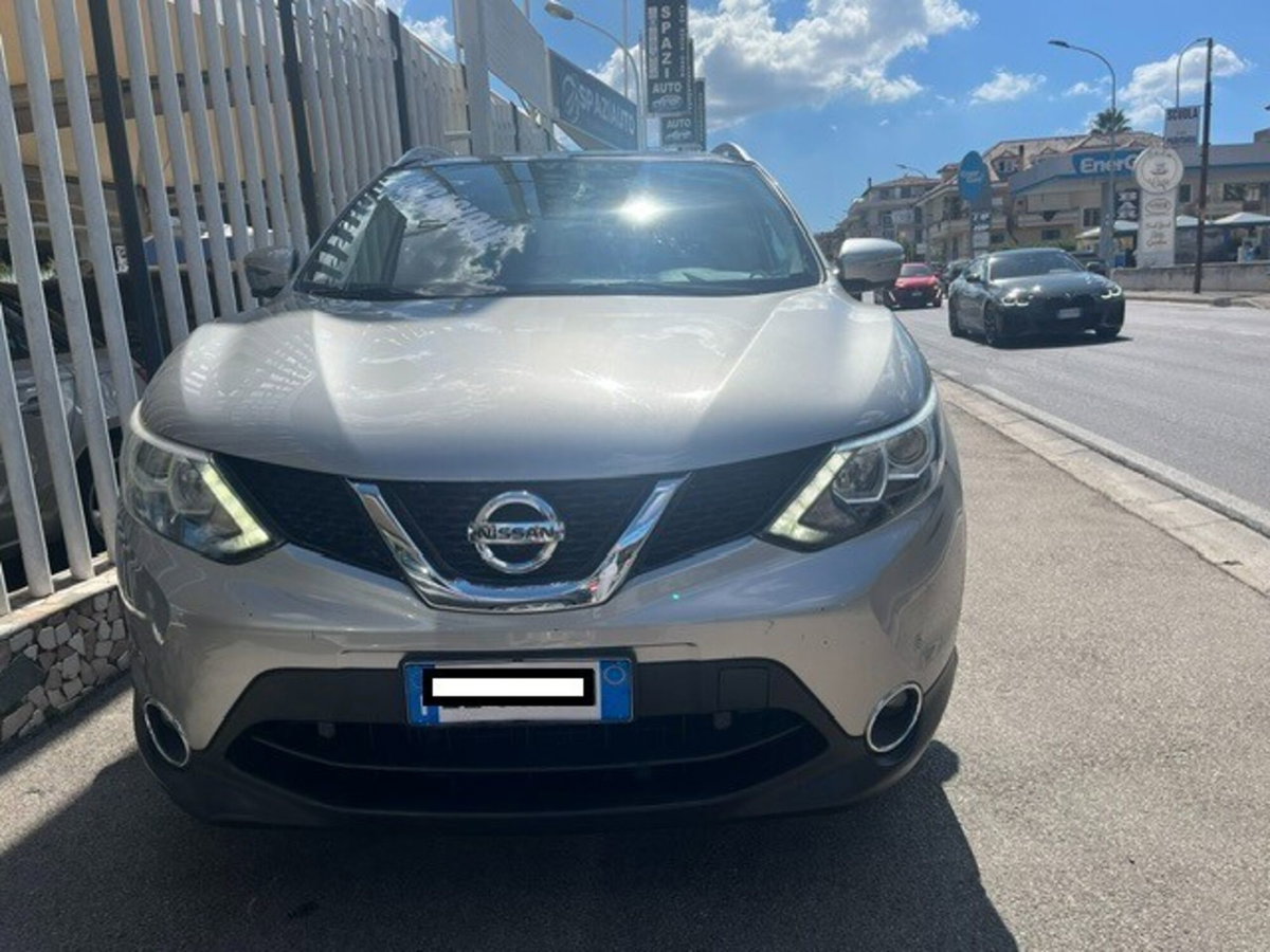Nissan Qashqai 1.5 dCi Tekna (6)