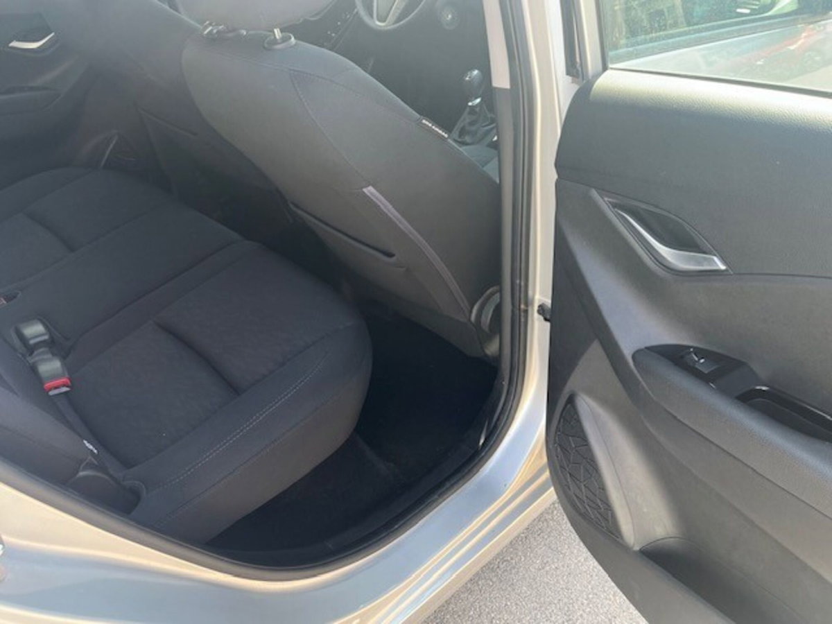 Hyundai ix20 1.4 CRDI 90 CV APP MODE (8)