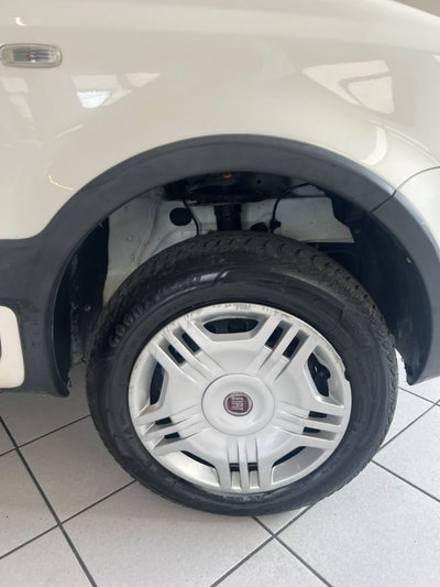 Fiat Panda 1.3 MJT 16V DPF 4x4 Climbing (9)