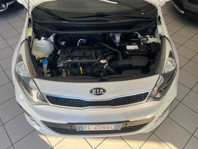 Kia Rio 1.2 CVVT 5p. City (14)