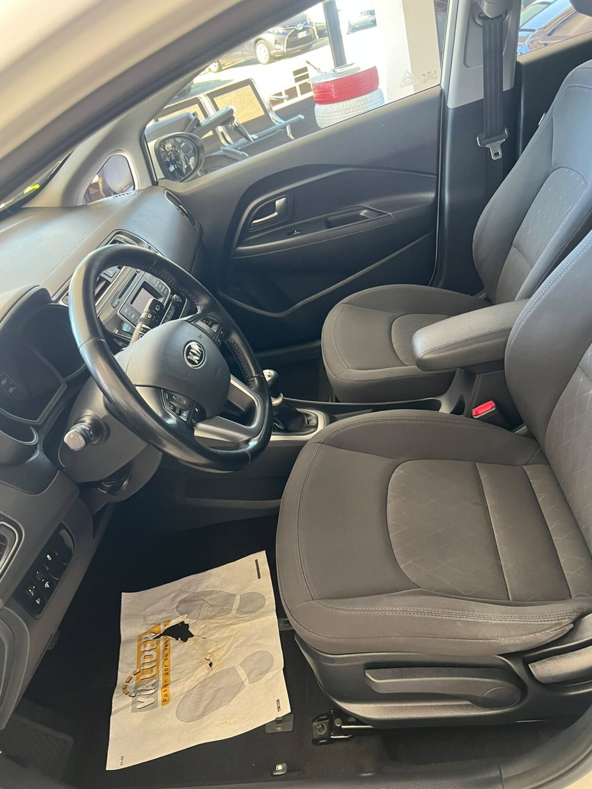 Kia Rio 1.2 CVVT 5p. City (7)