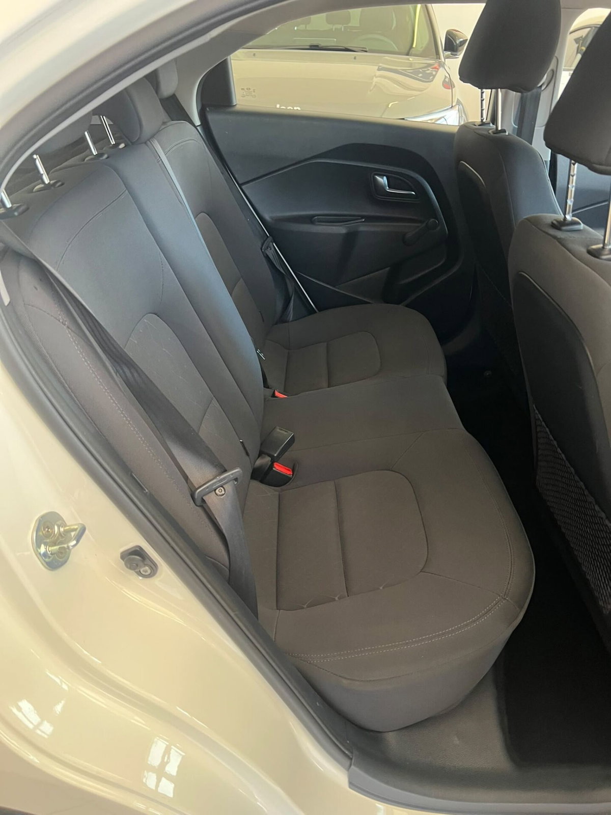 Kia Rio 1.2 CVVT 5p. City (9)