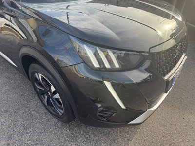 Peugeot 2008 BlueHDi 130 S&S EAT8 GT Pack (4)