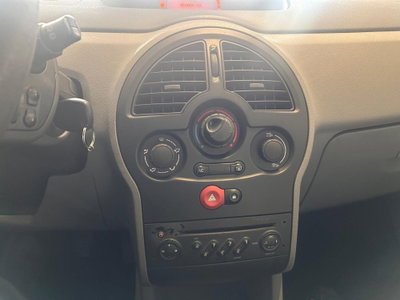 Renault Modus 1.2 16V Luxe (10)