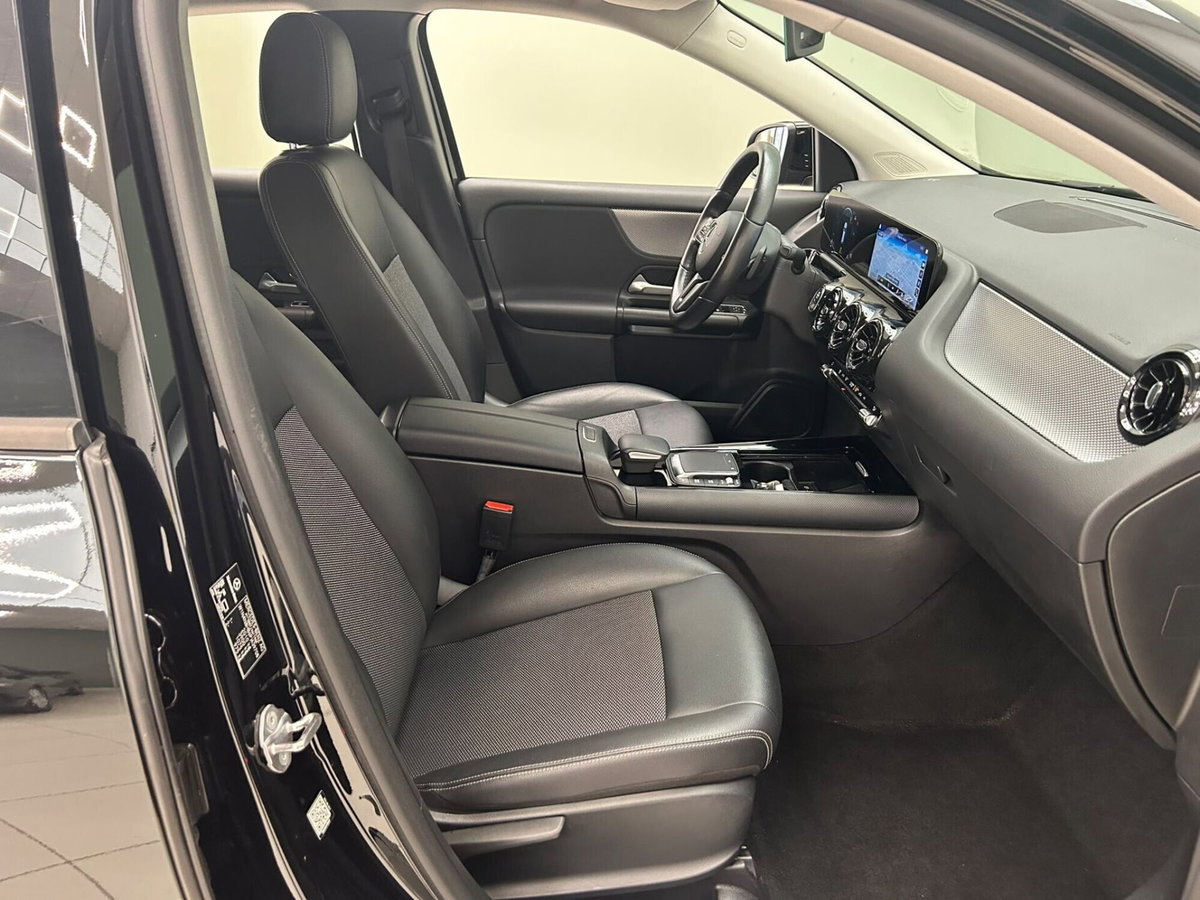 Mercedes-Benz GLA SUV 200 d Automatic Sport Plus (14)