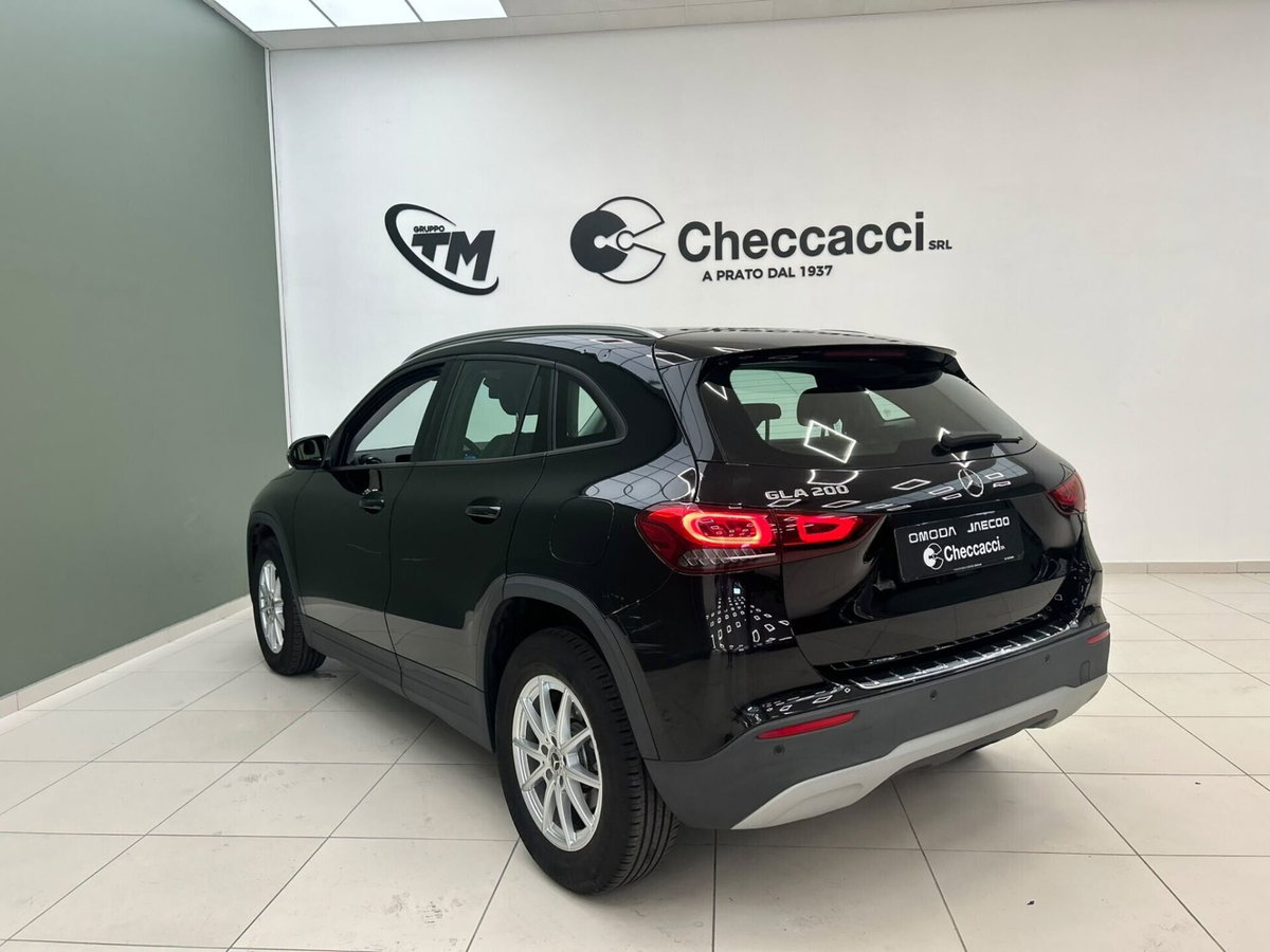 Mercedes-Benz GLA SUV 200 d Automatic Sport Plus (4)