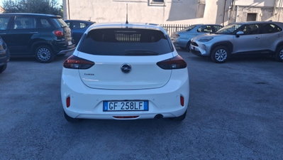 Opel Corsa 1.2 Elegance (4)