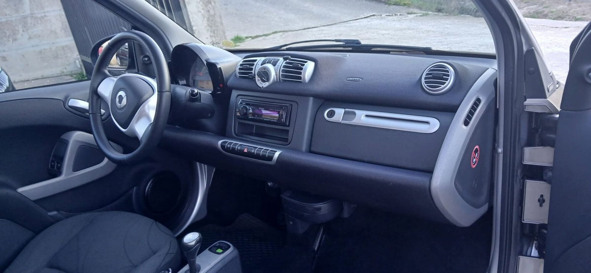 smart Fortwo 1000 52 kW MHD coupé passion (10)