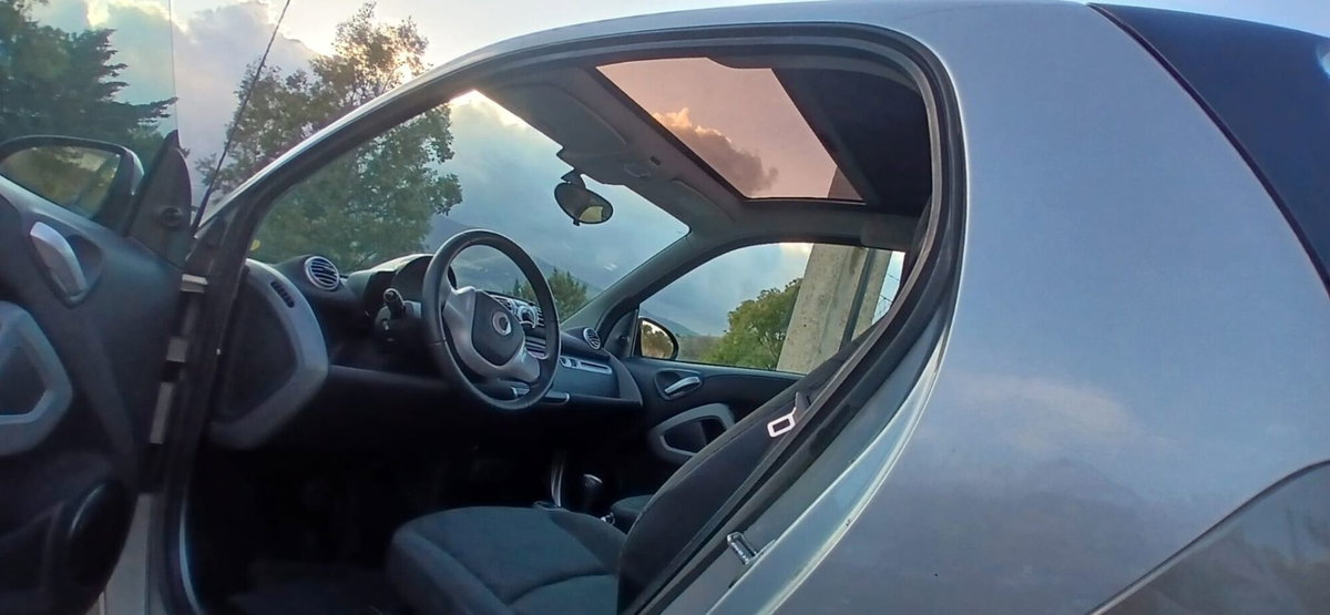 smart Fortwo 1000 52 kW MHD coupé passion (15)
