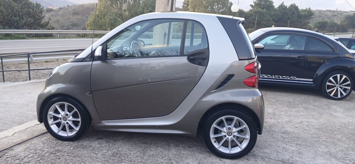smart Fortwo 1000 52 kW MHD coupé passion (3)