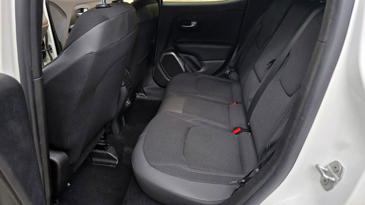 Jeep Renegade 1.6 Mjt 120 CV Limited (16)
