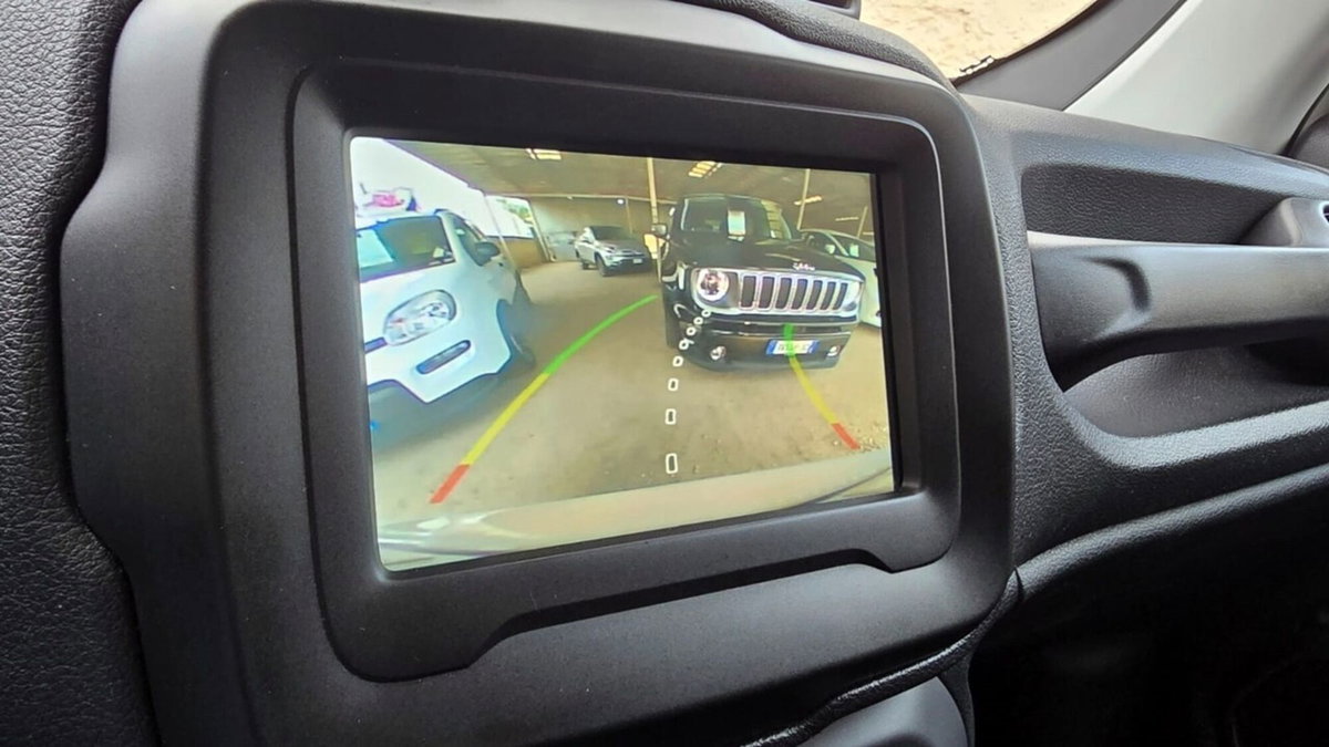 Jeep Renegade 1.6 Mjt 120 CV Limited (7)