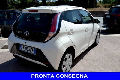 Toyota Aygo 1.0 VVT-i 69 CV 3 porte x-play (3)