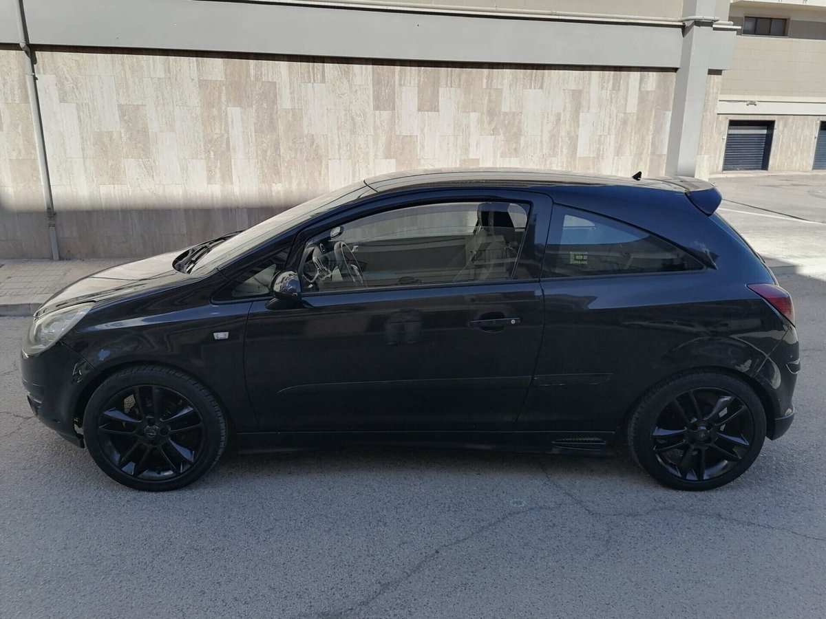 Opel Corsa 1.3 CDTI 75CV 3 porte Enjoy (2)