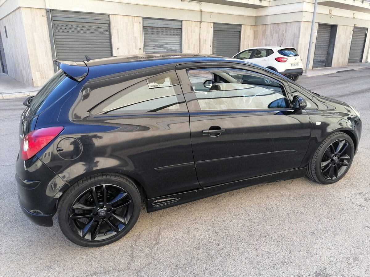 Opel Corsa 1.3 CDTI 75CV 3 porte Enjoy (4)