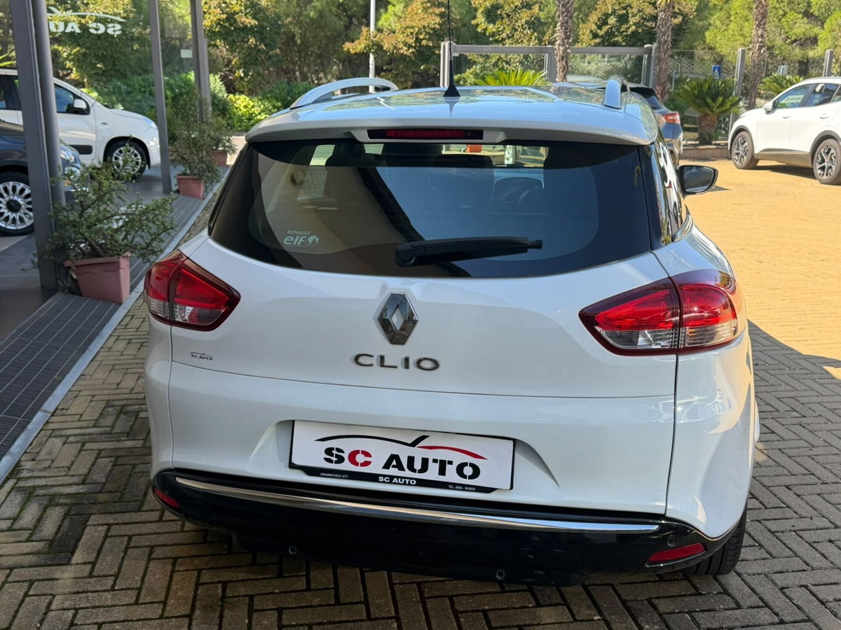 Renault Clio Sporter dCi 8V 75 CV Business (6)