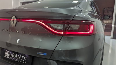 Renault Arkana Hybrid E-Tech 145 CV Techno (12)