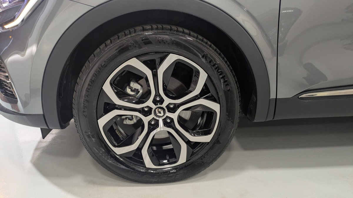 Renault Arkana Hybrid E-Tech 145 CV Techno (14)