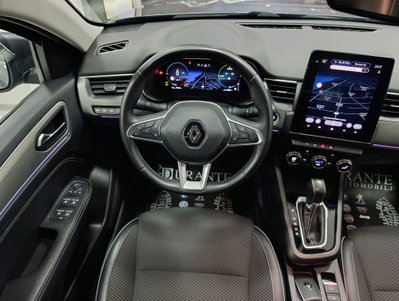Renault Arkana Hybrid E-Tech 145 CV Techno (16)
