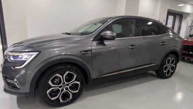 Renault Arkana Hybrid E-Tech 145 CV Techno (4)