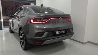 Renault Arkana Hybrid E-Tech 145 CV Techno (5)