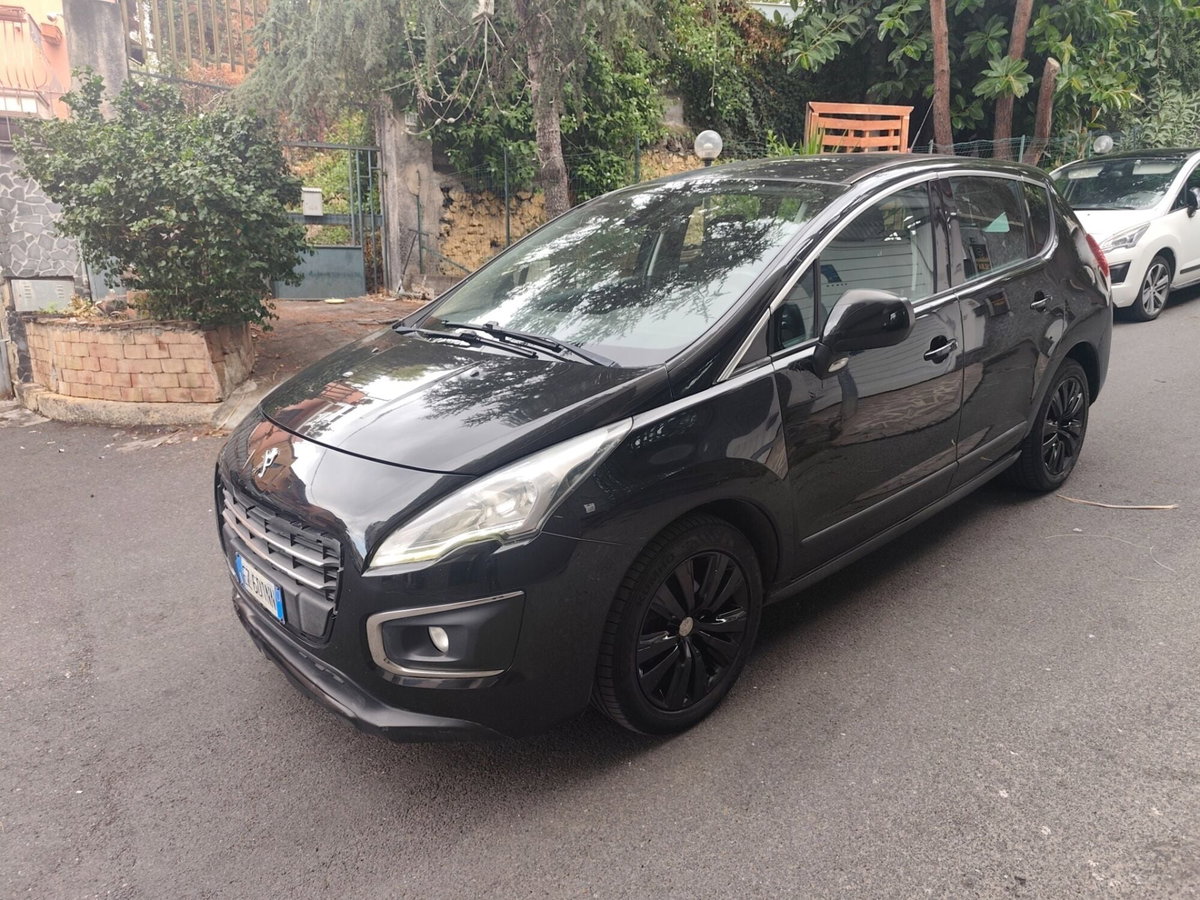 Peugeot 3008 1.6 HDi 115CV Active (2)