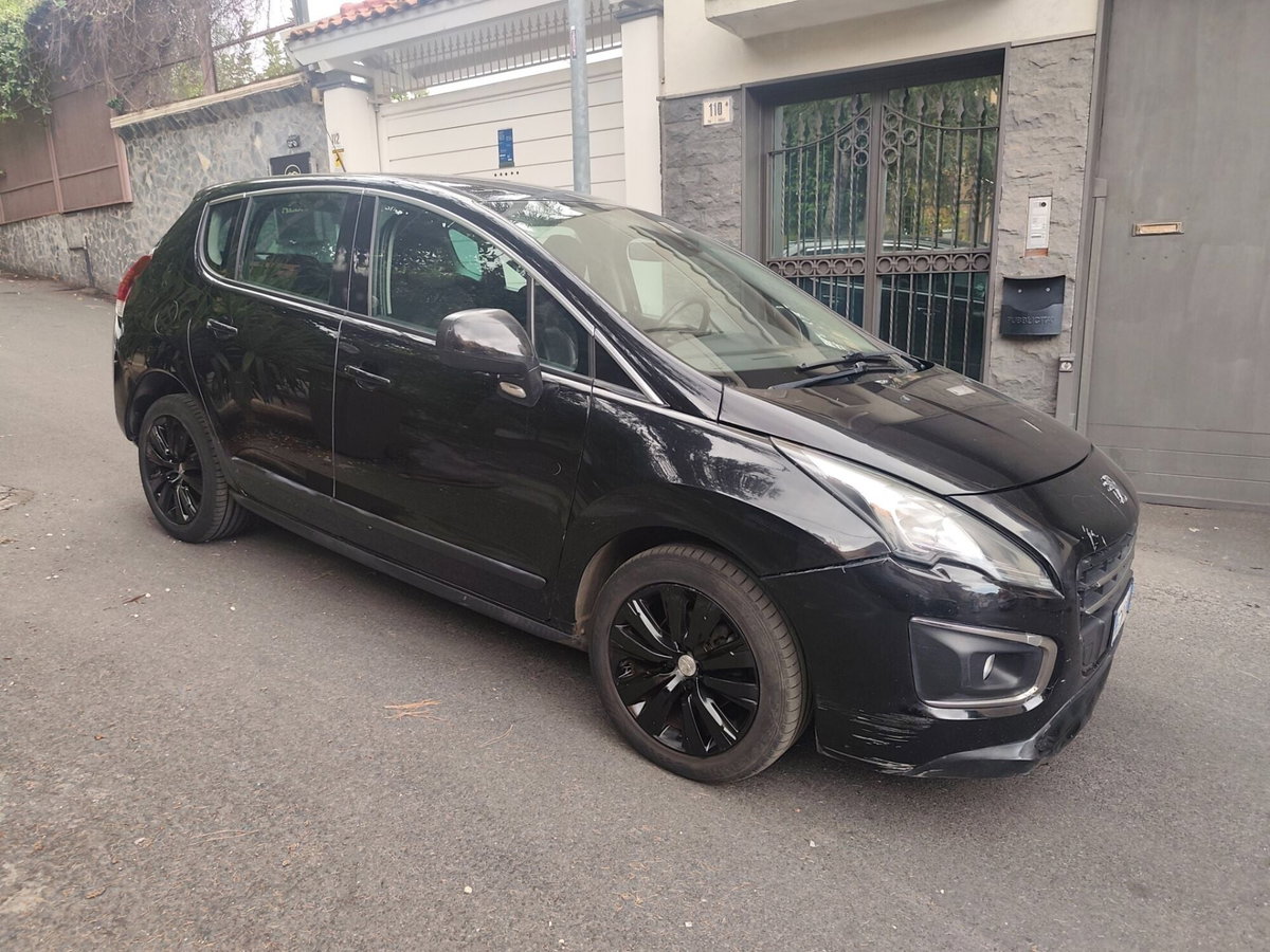 Peugeot 3008 1.6 HDi 115CV Active (3)