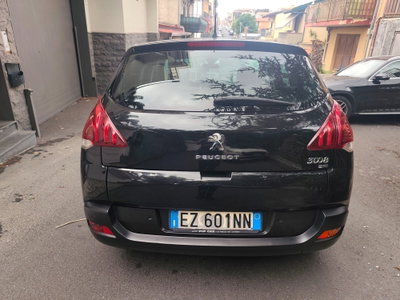 Peugeot 3008 1.6 HDi 115CV Active (5)