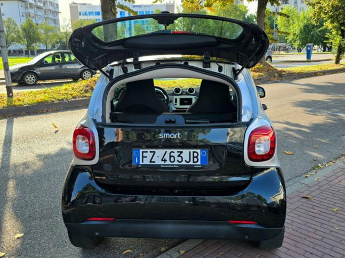 smart Fortwo EQ Velvet Black (13)