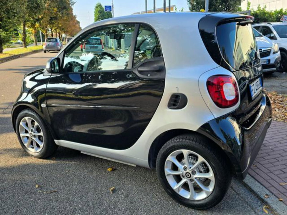 smart Fortwo EQ Velvet Black (4)