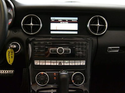 Mercedes-Benz SLK 200 CGI Premium (6)
