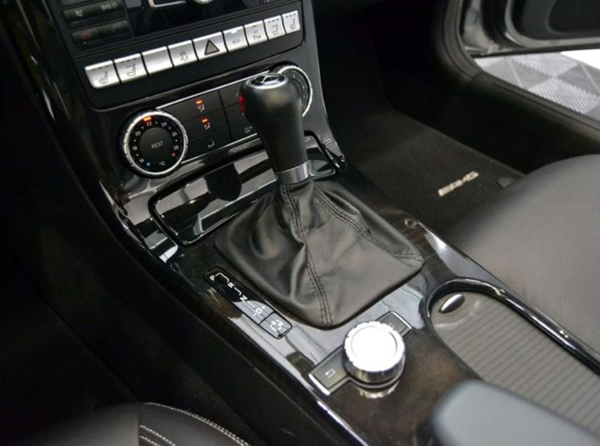 Mercedes-Benz SLK 200 CGI Premium (7)